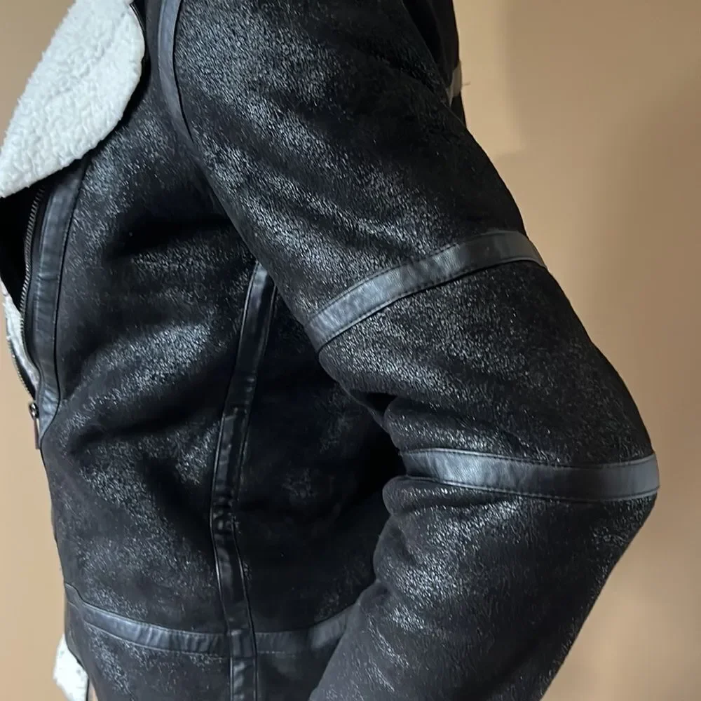 Beautiful winter jacket/ Size S - Picture 9 of 13